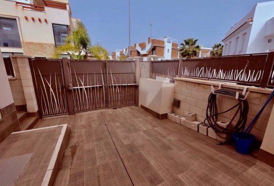 Herverkoop - Vrijstaande Villa -
Ciudad Quesada - Rojales - Pueblo Bravo