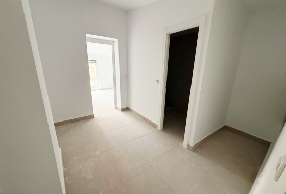 Venta - Casa de pueblo -
Pinoso