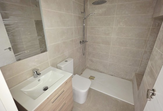 Venta - Casa de pueblo -
Pinoso