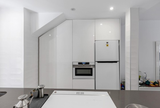 Resale - Wohnung Appartement -
Guardamar del Segura - Urbanizaciones