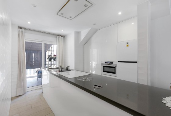 Resale - Wohnung Appartement -
Guardamar del Segura - Urbanizaciones