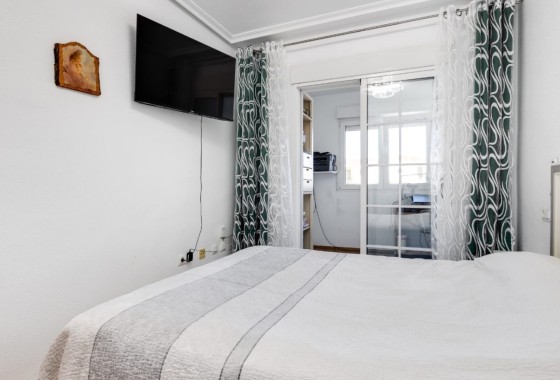 Resale - Stadthaus -
Torrevieja