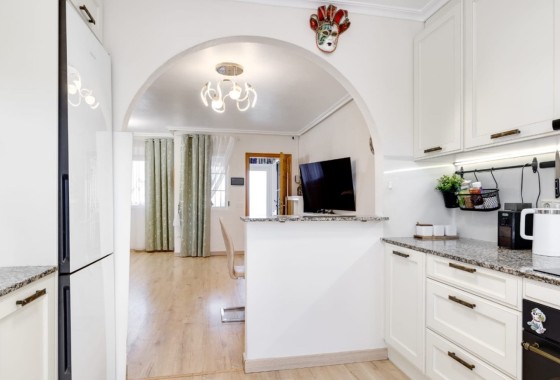 Resale - Stadthaus -
Torrevieja