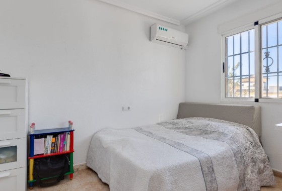 Resale - Stadthaus -
Torrevieja