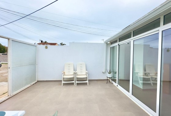 Revente - Appartement -
Torrevieja - El limonar