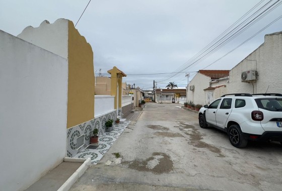 Revente - Appartement -
Torrevieja - El limonar