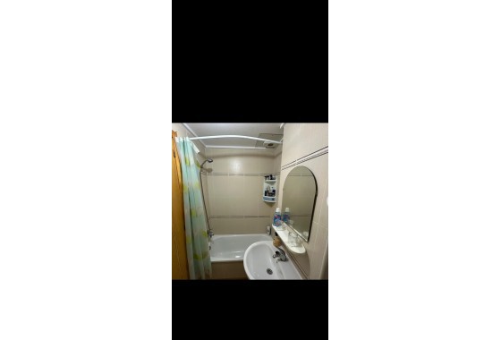 Resale - Wohnung Appartement -
Torrevieja