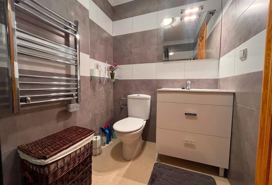 Herverkoop - Appartement / Flat -
Algorfa