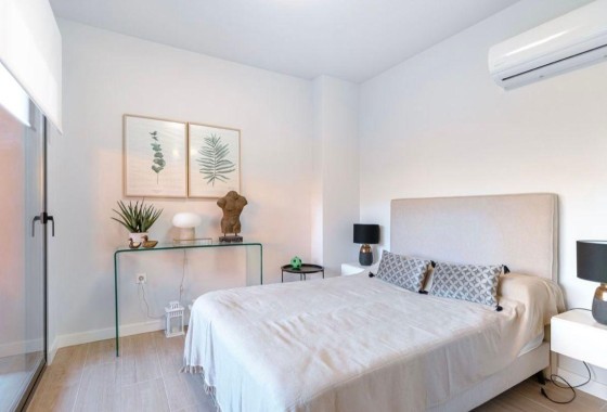 Herverkoop - Apartement Flat -
Orihuela Costa - Las Filipinas