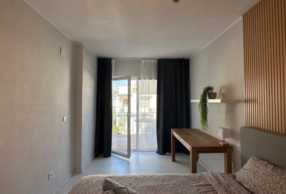 Sale - Apartment Flat -
Torrevieja - Los balcones
