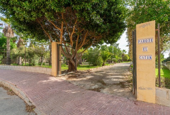 Venta - Chalet Independiente -
Torrevieja - Los altos