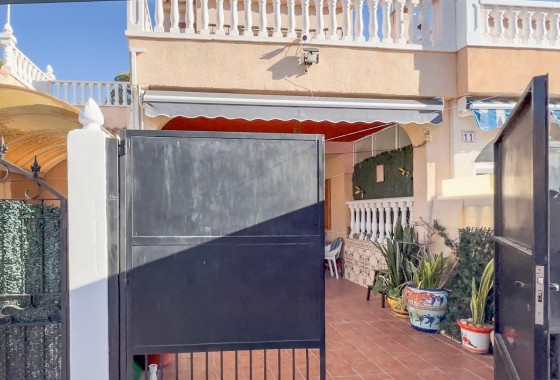 Sale - Town house -
Torrevieja - Los Balcones - Los Altos del Edén