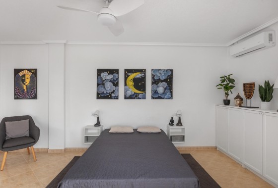 Sprzedaż - Apartament mieszkanie -
Torrevieja - Estacion de autobuses