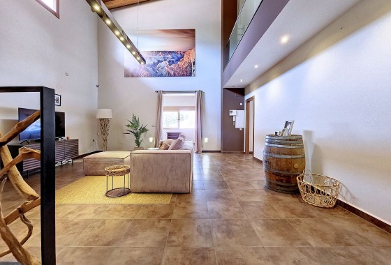 Herverkoop -  -
Pinoso