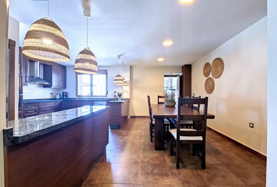 Herverkoop -  -
Pinoso