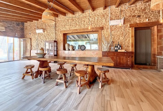 Herverkoop -  -
Pinoso