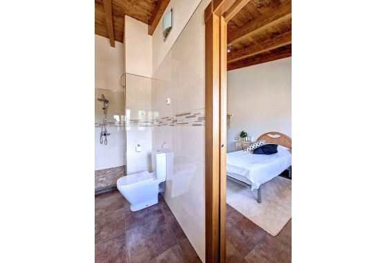 Herverkoop -  -
Pinoso