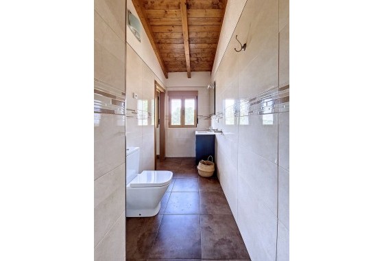 Herverkoop -  -
Pinoso