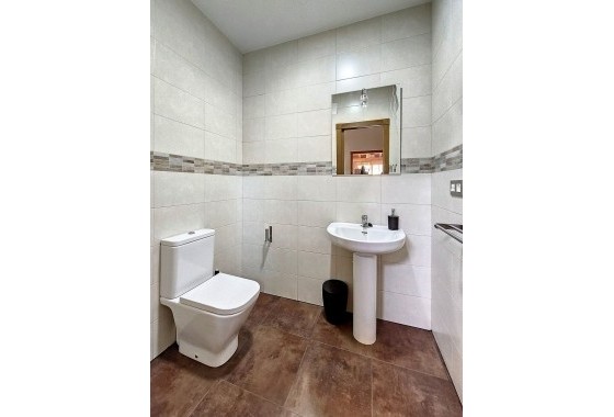 Herverkoop -  -
Pinoso