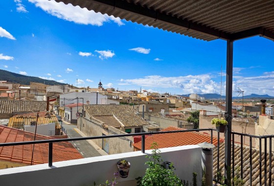 Herverkoop - Herenhuis -
Pinoso