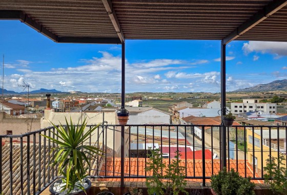 Herverkoop - Herenhuis -
Pinoso