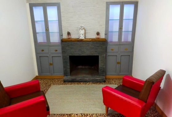 Herverkoop - Herenhuis -
Pinoso