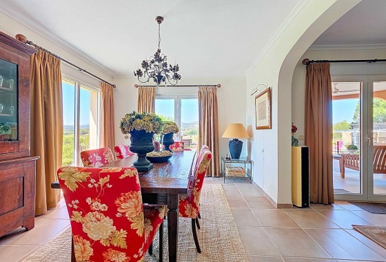 Sale - Detached Villa -
Ayora