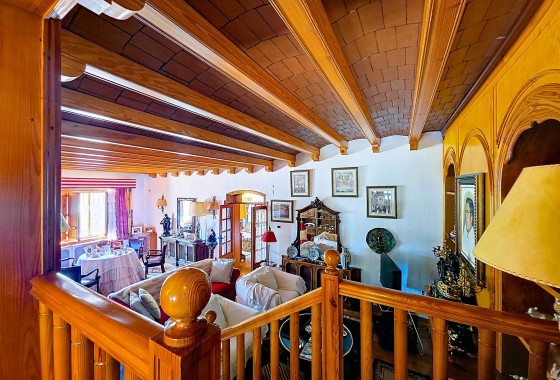 Herverkoop - Finca / Landhuis -
Elda