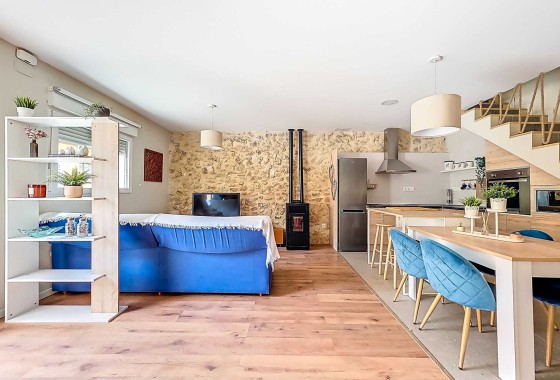 Sale - Herenhuis -
Pinoso