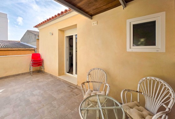 Sale - Herenhuis -
Pinoso