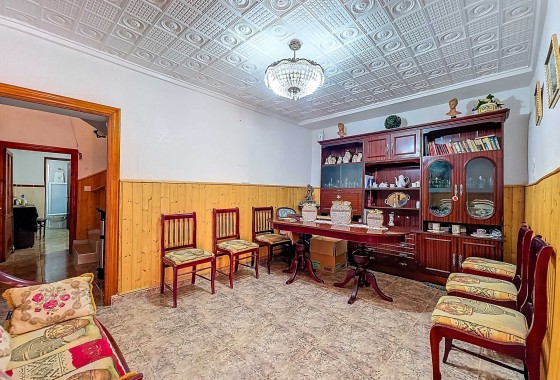 Resale - Townhouse -
Pinoso