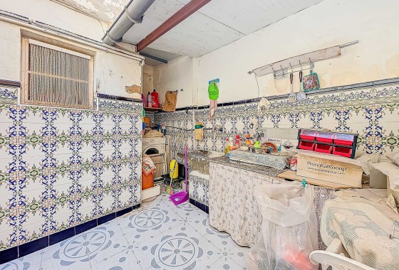 Sale - Herenhuis -
Pinoso