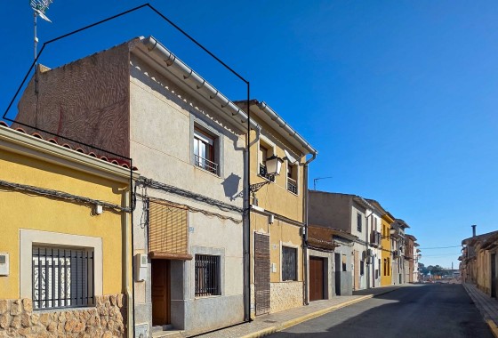 Sale - Herenhuis -
Pinoso