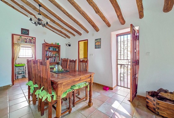 Herverkoop - Landhuis -
Torre Del Rico