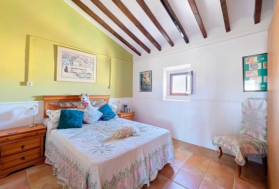 Herverkoop - Landhuis -
Torre Del Rico