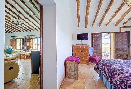 Herverkoop - Landhuis -
Torre Del Rico