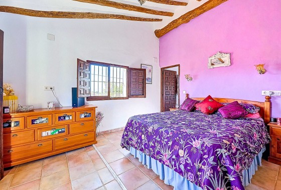 Herverkoop - Landhuis -
Torre Del Rico