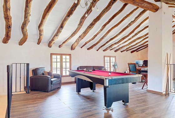 Resale -  -
La Alberquilla