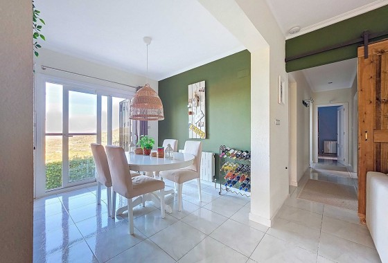 Herverkoop - Vrijstaande Villa -
La Zarza