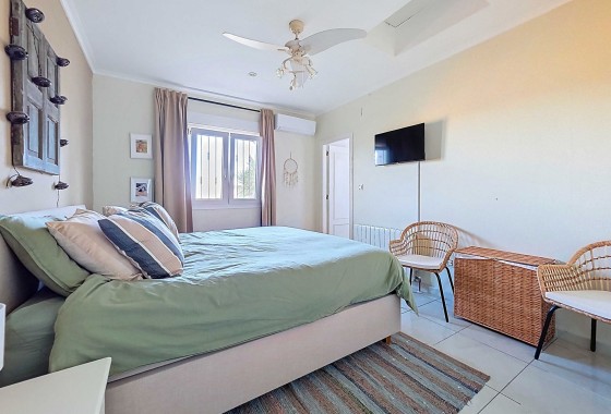 Herverkoop - Vrijstaande Villa -
La Zarza