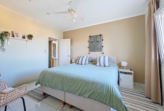 Herverkoop - Vrijstaande Villa -
La Zarza