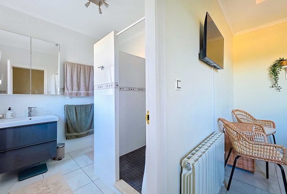 Herverkoop - Vrijstaande Villa -
La Zarza