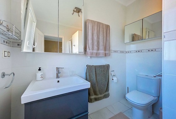 Herverkoop - Vrijstaande Villa -
La Zarza