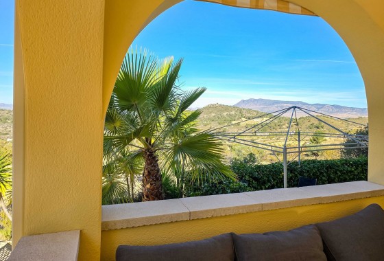 Herverkoop - Vrijstaande Villa -
La Zarza