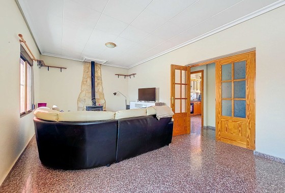 Herverkoop - Landhuis -
La Solana