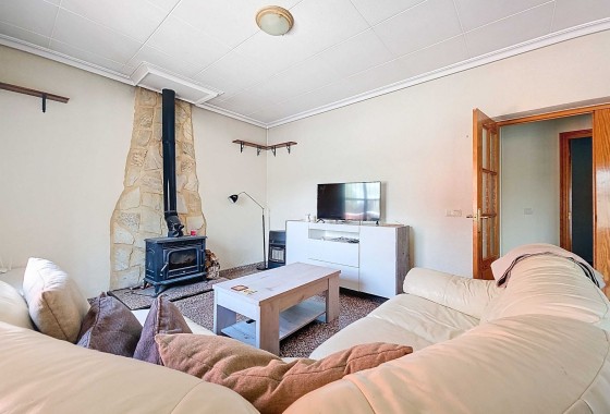 Herverkoop - Landhuis -
La Solana