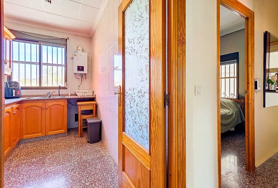 Herverkoop - Landhuis -
La Solana