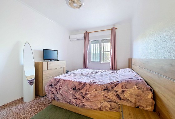 Herverkoop - Landhuis -
La Solana