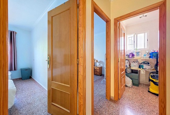 Herverkoop - Landhuis -
La Solana