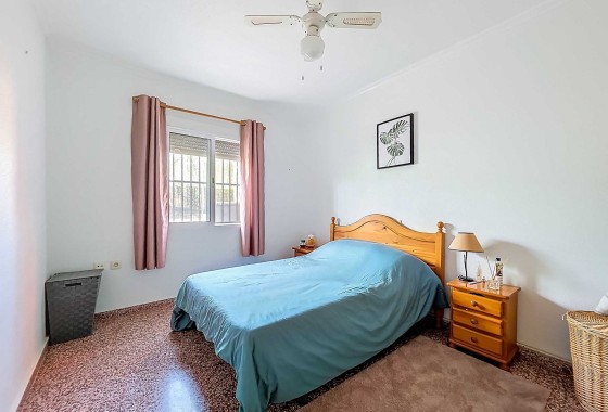 Herverkoop - Landhuis -
La Solana